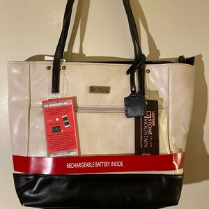 Stone Mountain Accessories Black and Cream Tote